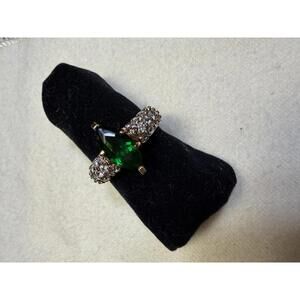 Vtg Style Marquise Cut Green Emerald Cubic Zirconia Accent Gold Tone Ring 10